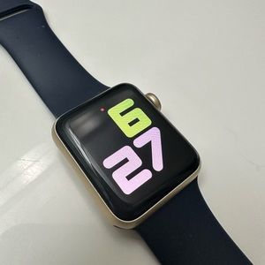 Apple Watch Series 2 - perfect condition